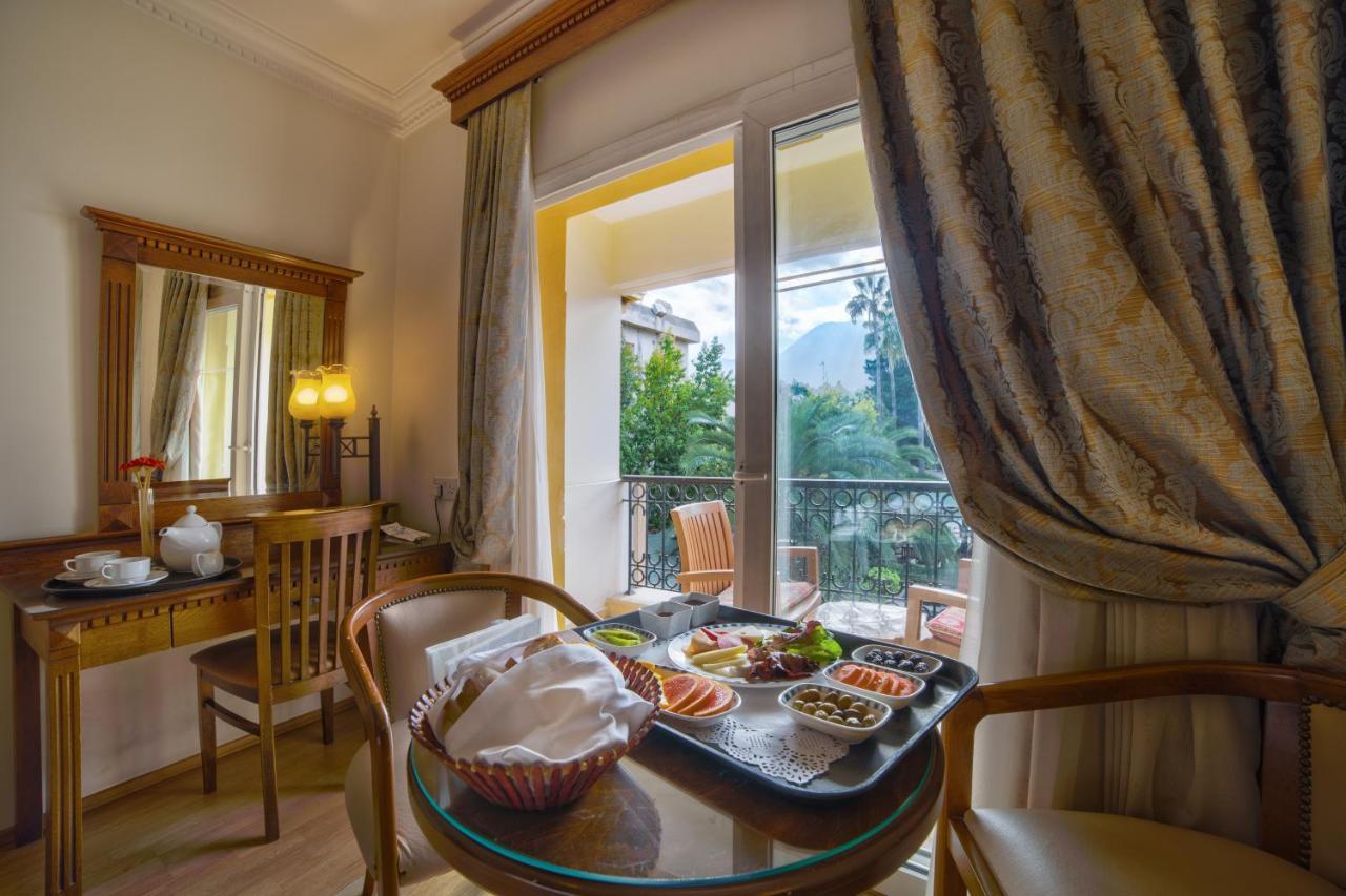 Hotel Pia Bella Kyrenia  Exterior photo