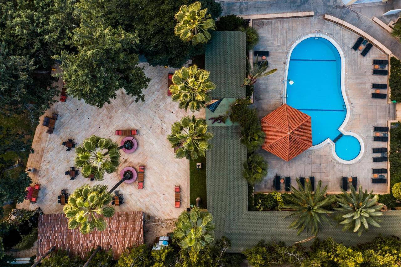 Hotel Pia Bella Kyrenia  Exterior photo